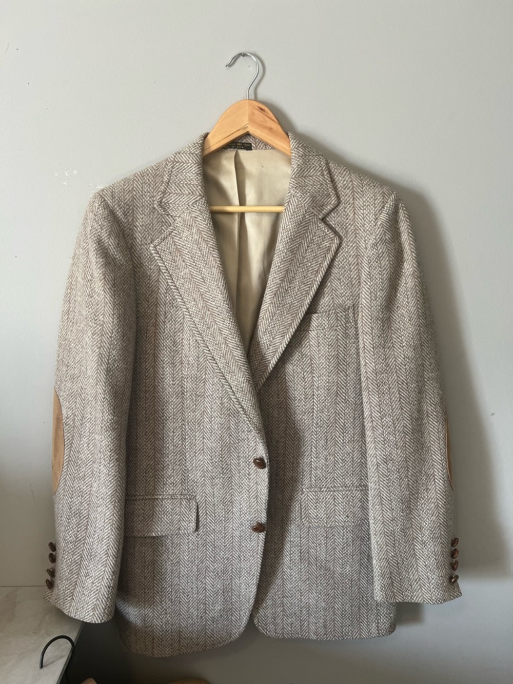Adams Light Gray Herringbone Wool Sport Coat